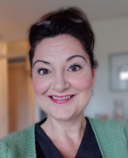 Michelle, Holistic Therapist